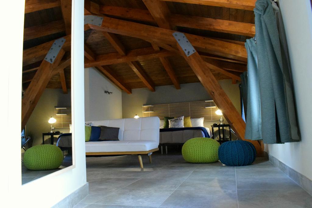 Cento Tari' Guest House กัสตีลโยเน ดิ ซิชีเลีย ภายนอก รูปภาพ